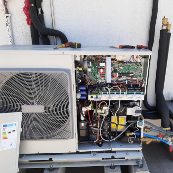 Instalação de duas Bombas de Calor para Aquecimento e AQS - Balazar Instalação de duas Bombas de Calor para Aquecimento e AQS - Balazar