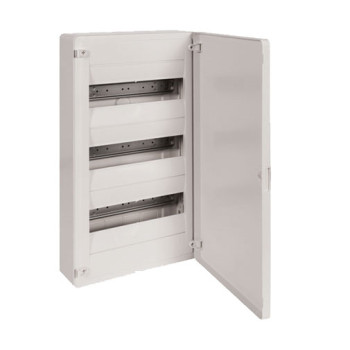 Caixa Hager Golf 3 filas 36 módulos saliente com porta opaca